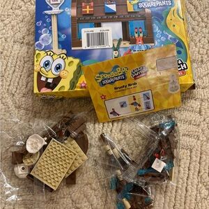 SpongeBob SquarePants Snap Switch Building Set - Blue and Brown